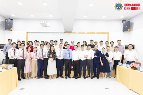 Khai giảng lớp Cao đẳng liên thông lên Đại học ngành Dược học